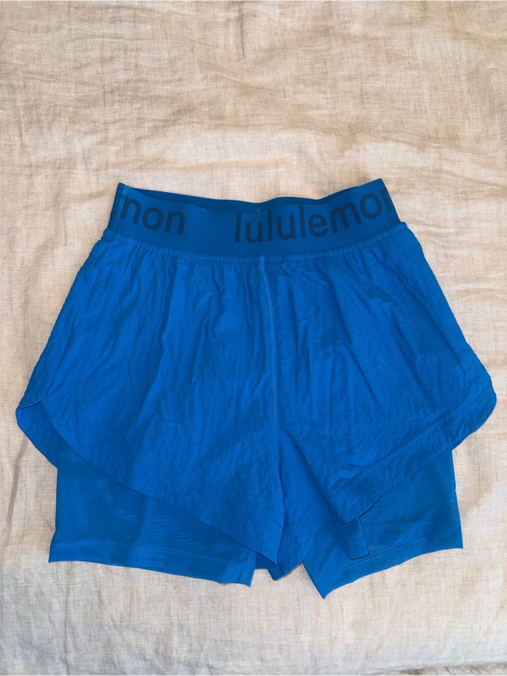 lululemon athletica Women’s Electric Blue Layered Running Shorts